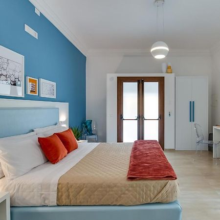 Anima Rooms Apartments Шака Екстериор снимка